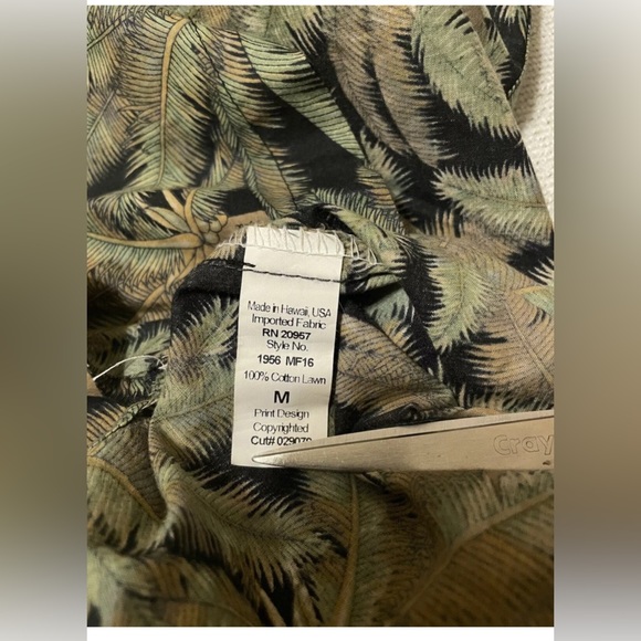 Tori Richard Honolulu Hawaiian Palms Made In USA Button Up Shirt Men's Medium - Picture 9 of 11